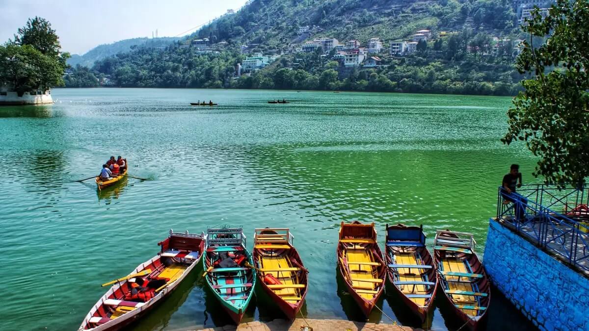 Naini Lake Boats in Kumaon - Nainital Ranikhet Jim Corbett Tour